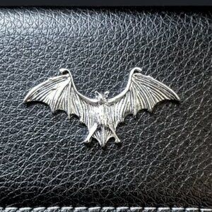 NIB Goth Bat Card Holder